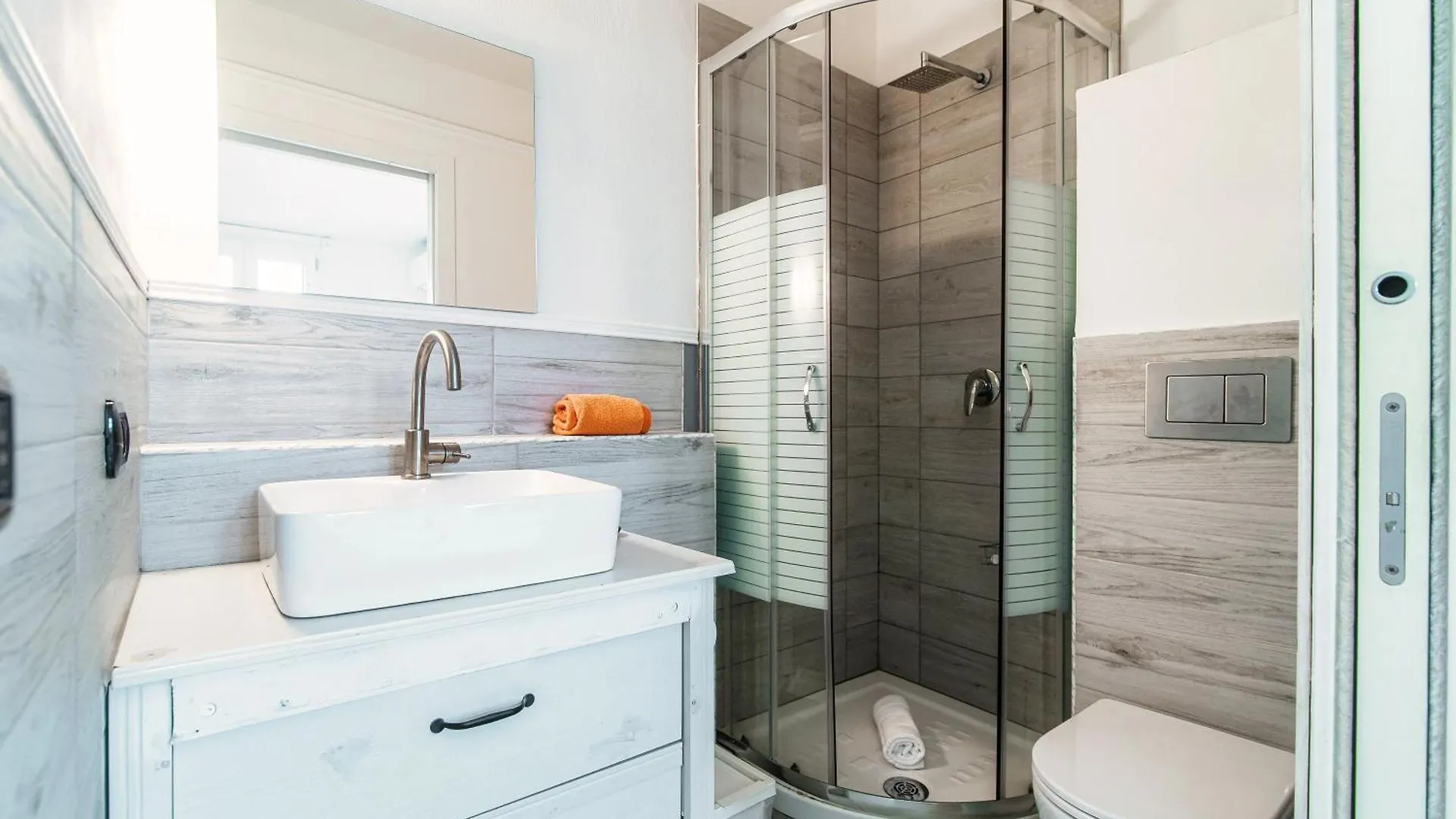 Appartamento Joivy Cosy 4-Bed Apt Near Duomo Di Côme